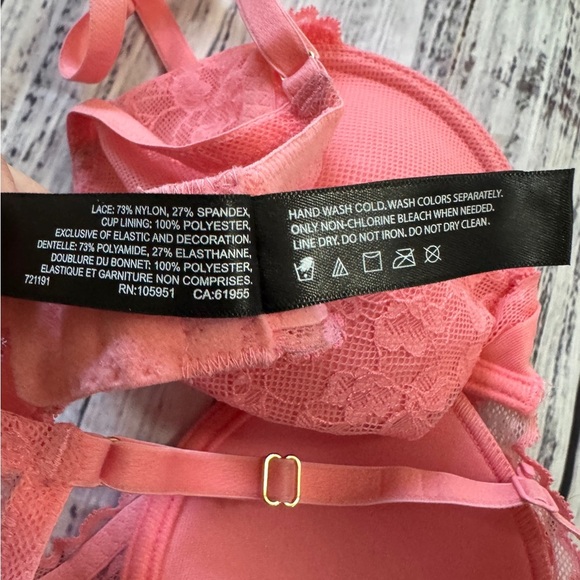 Natori Women's Cherry Blossom Convertible Contour Bra 32C Lace NWOT - Picture 5 of 5